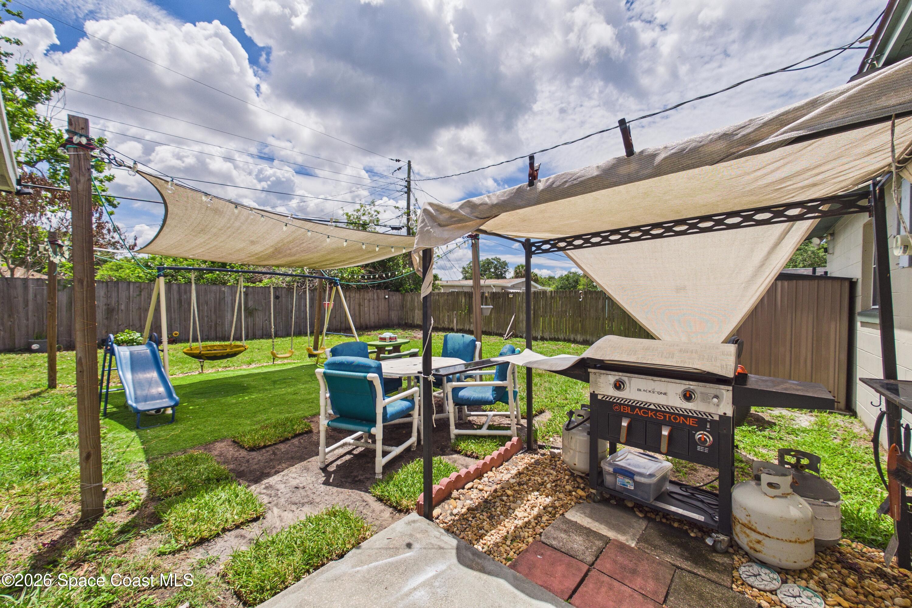 2536 Straford Drive