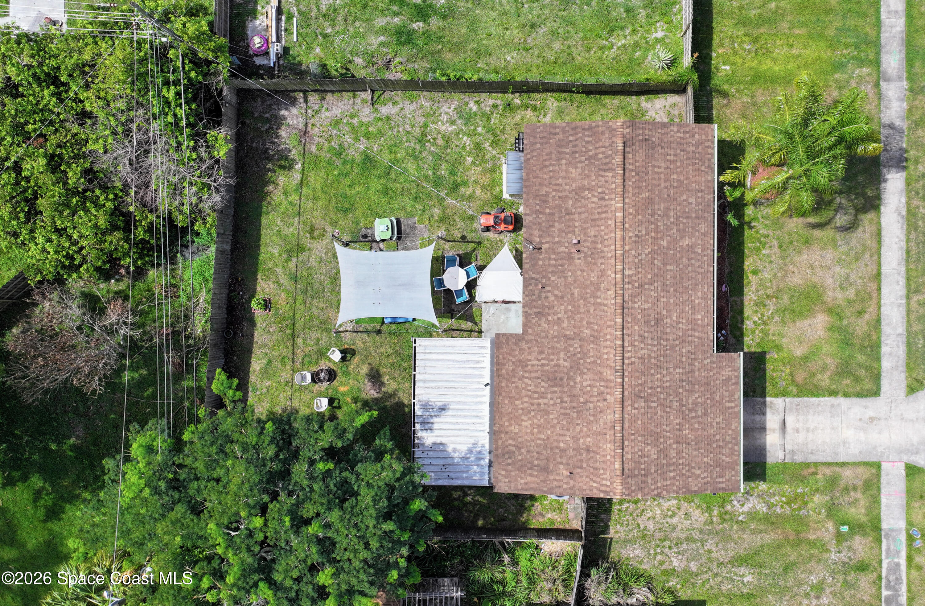 2536 Straford Drive