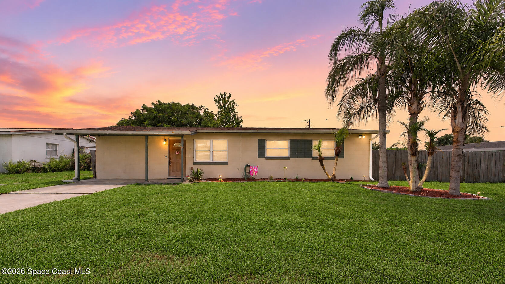 2536 Straford Drive