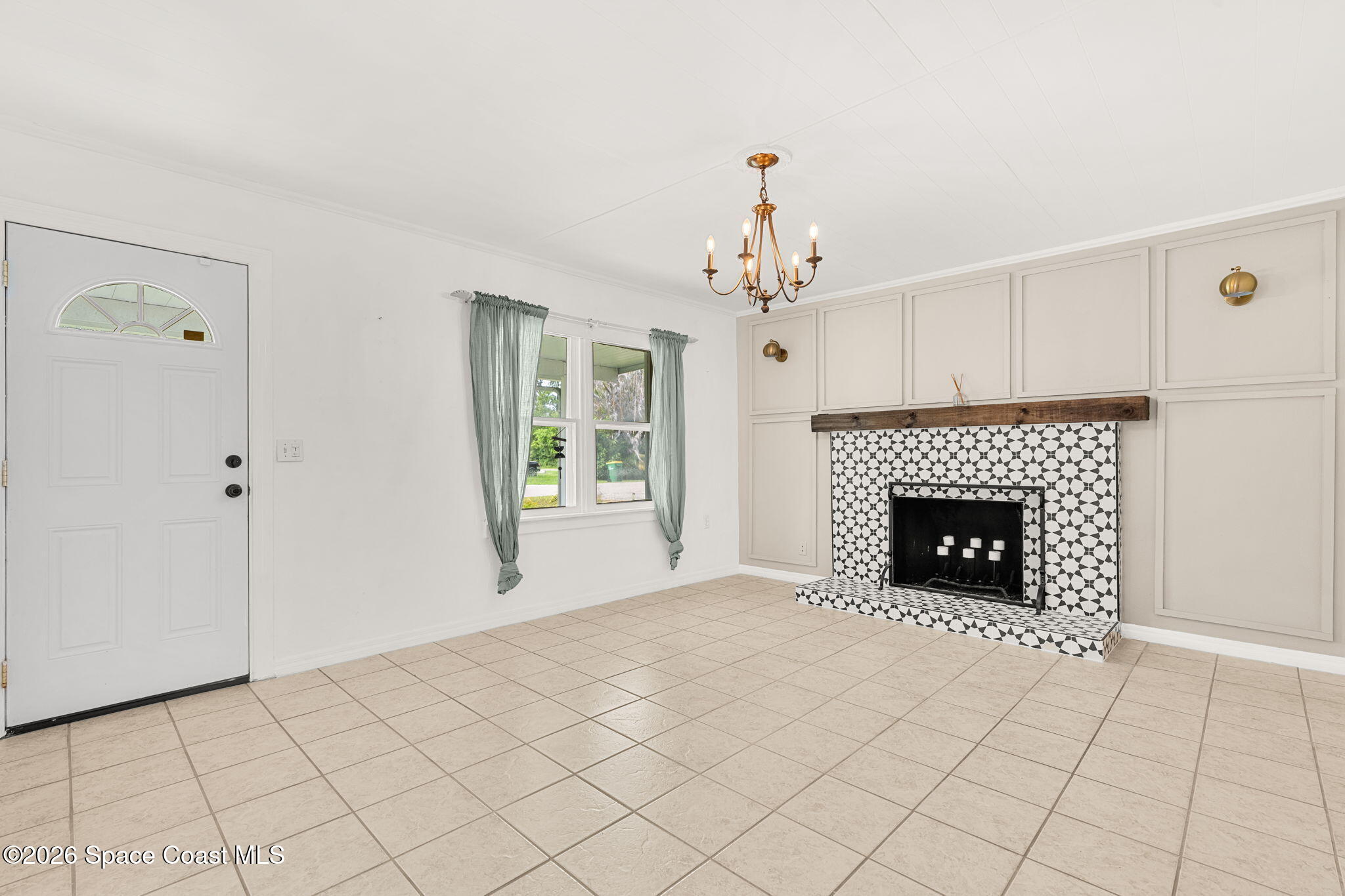 1724 Angel Avenue