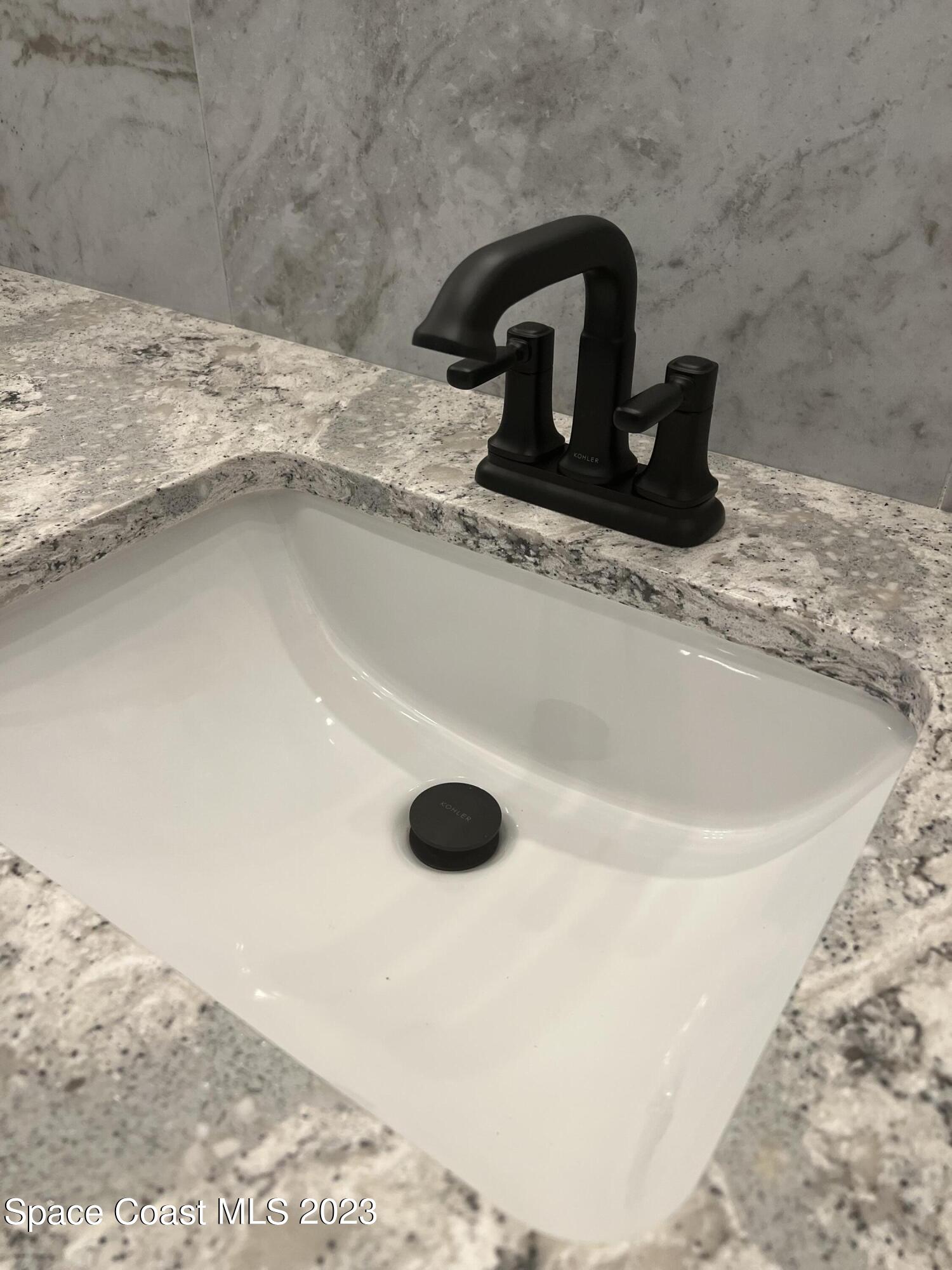 3111 Sir Hamilton Circle, 12