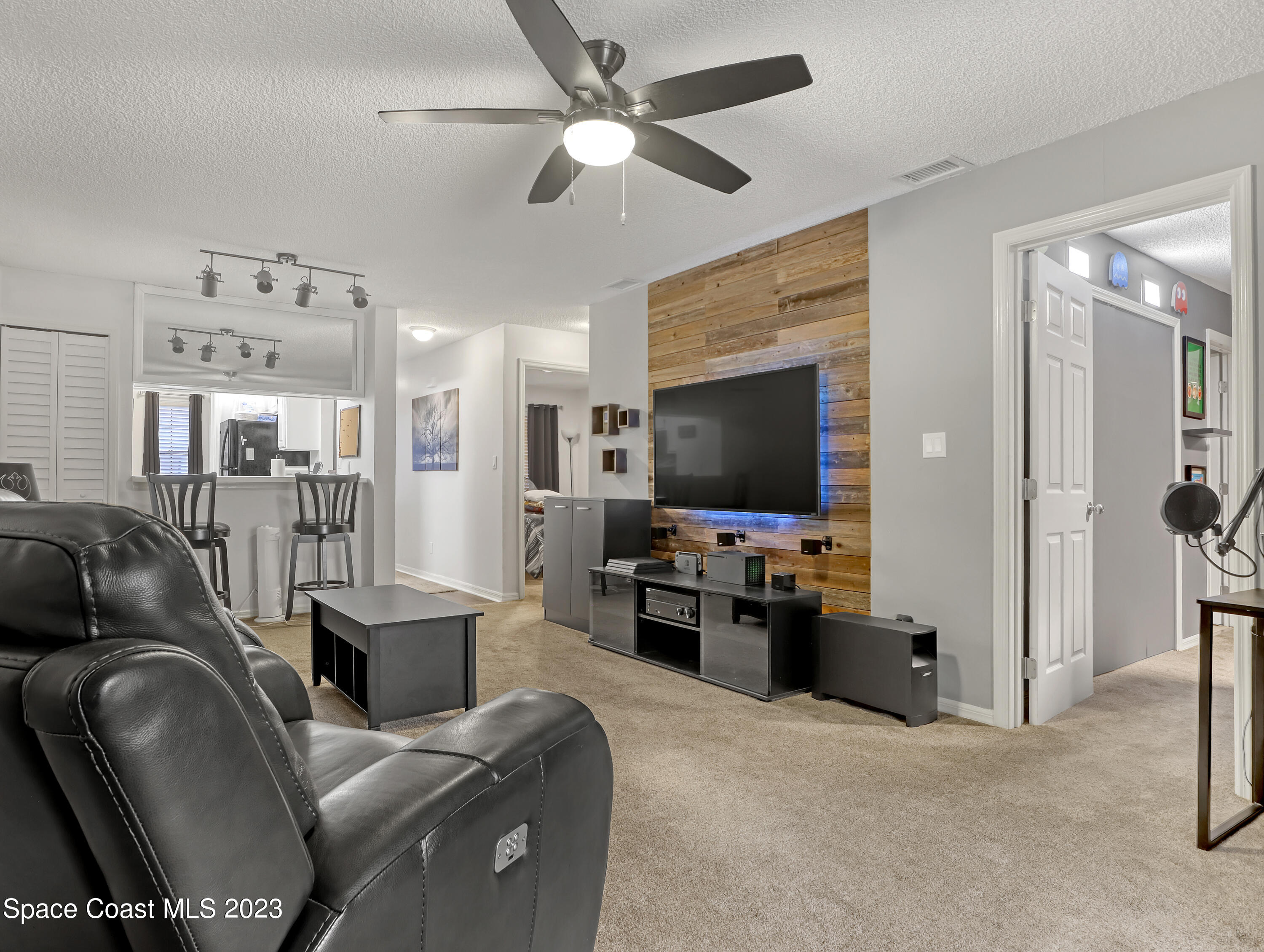 1735 Harrison Street, 231