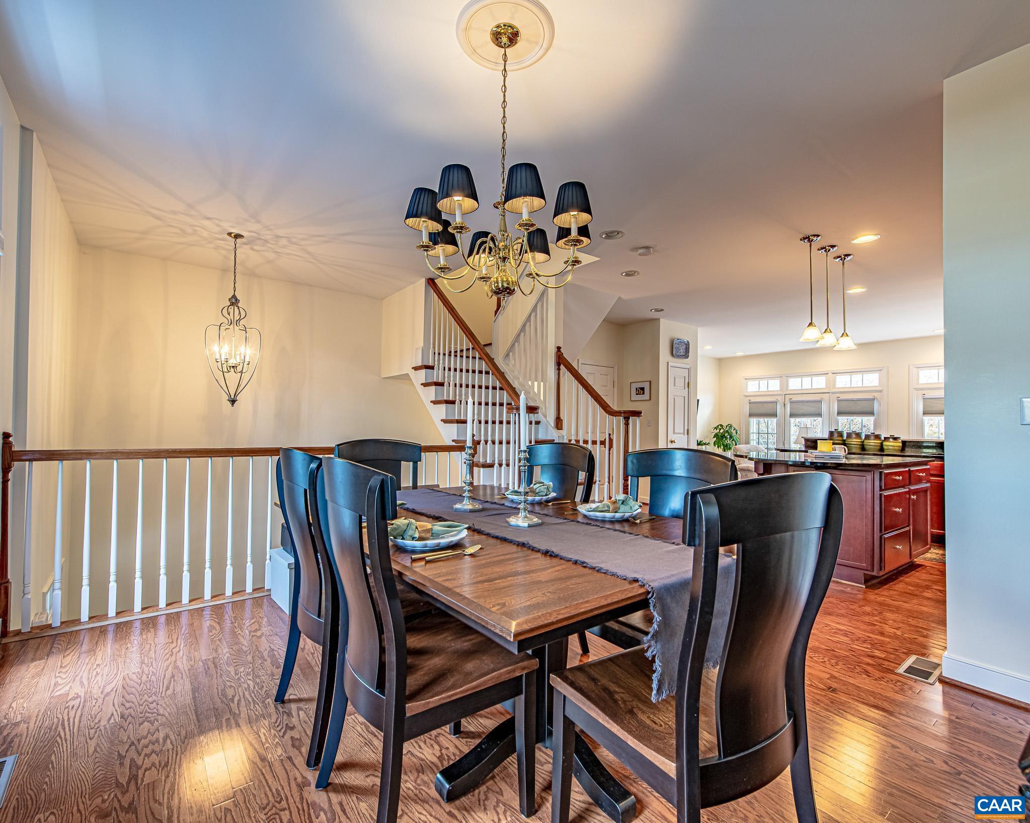 389 CLAREMONT LN