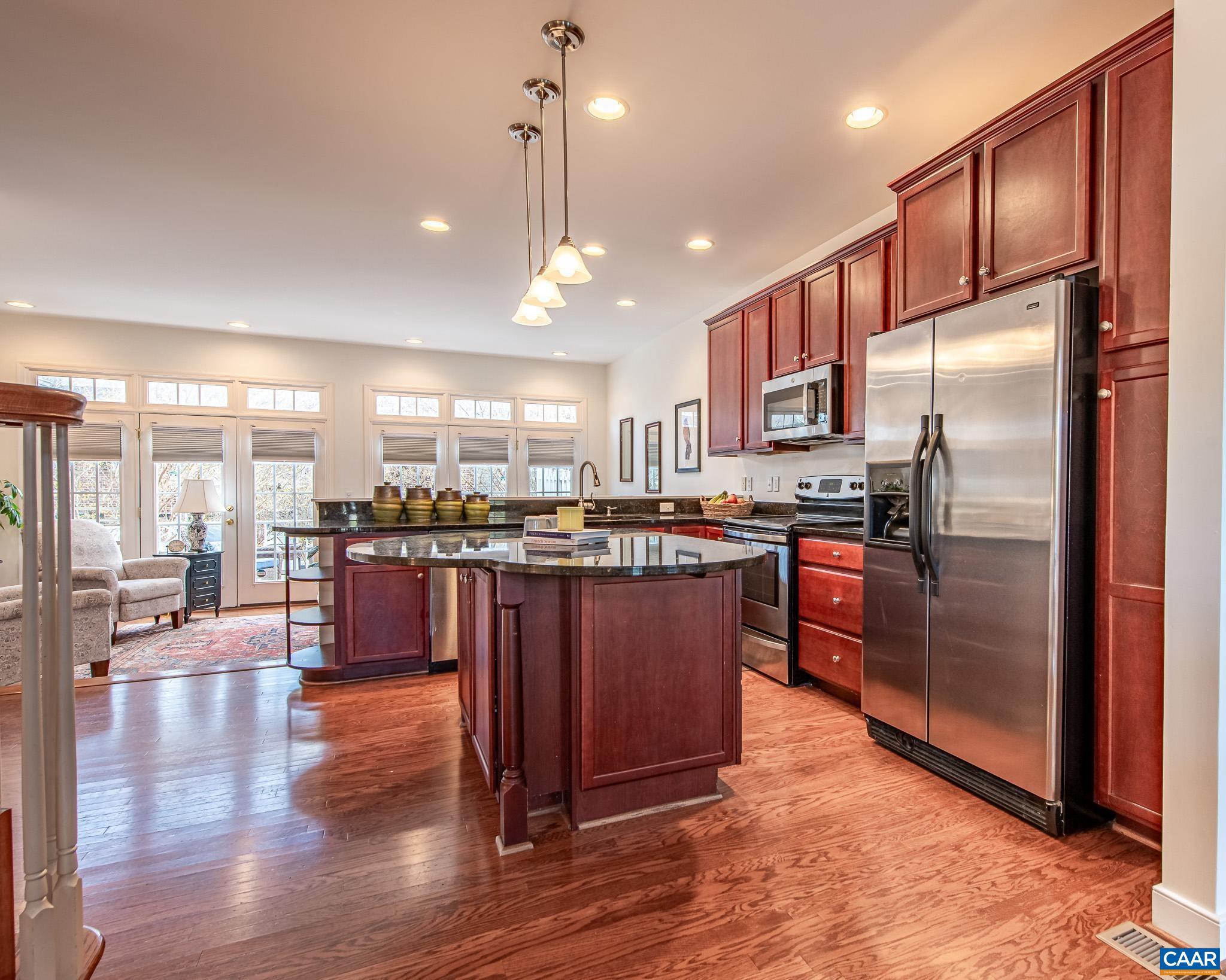 389 CLAREMONT LN