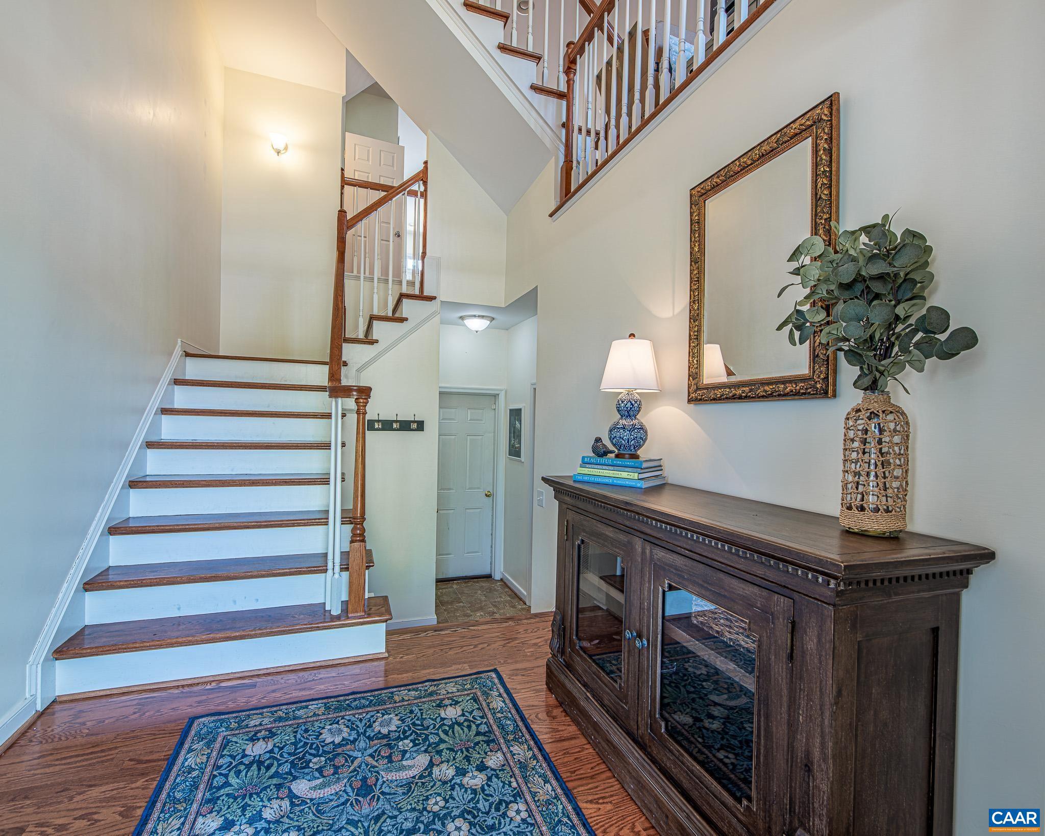 389 CLAREMONT LN