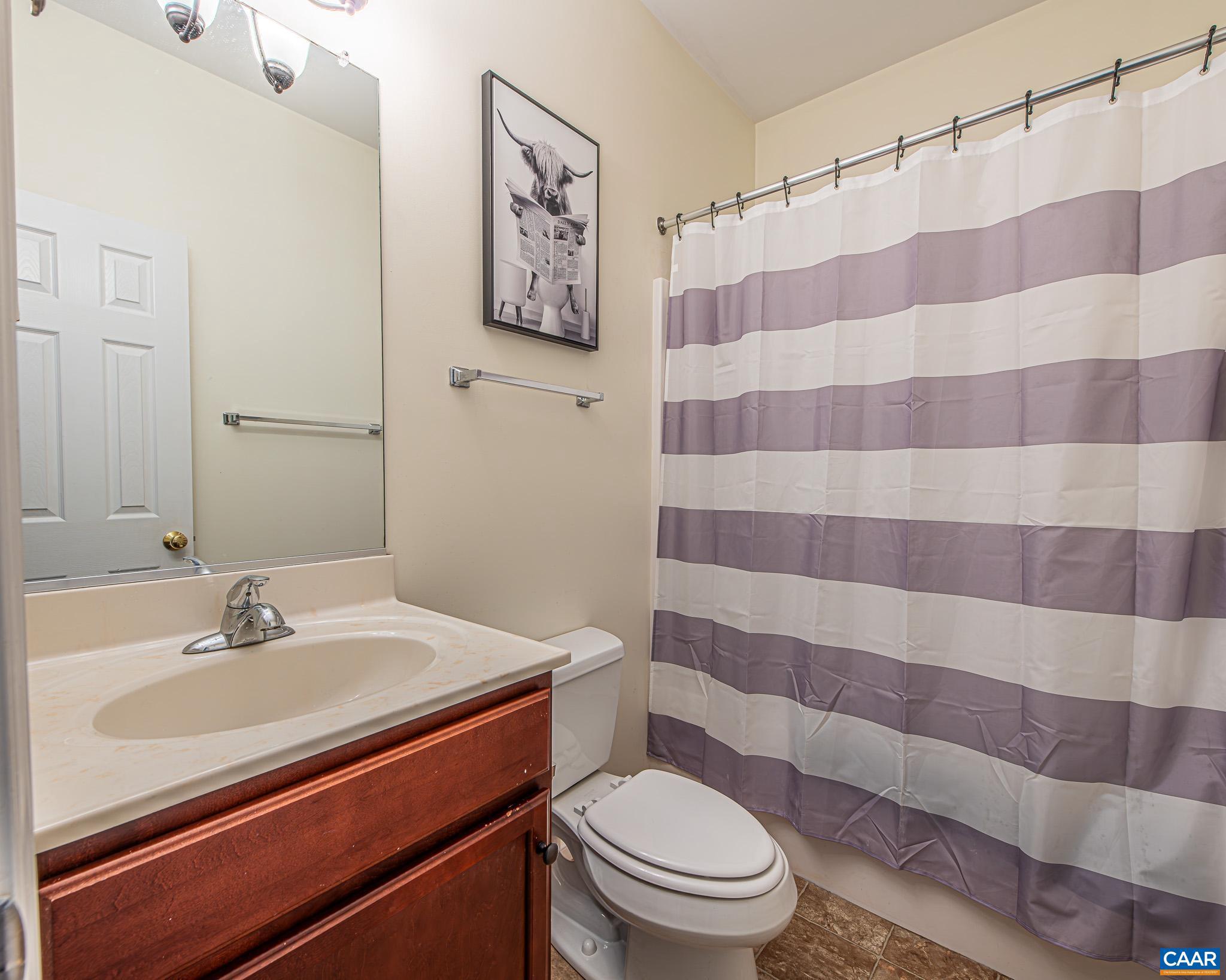 389 CLAREMONT LN