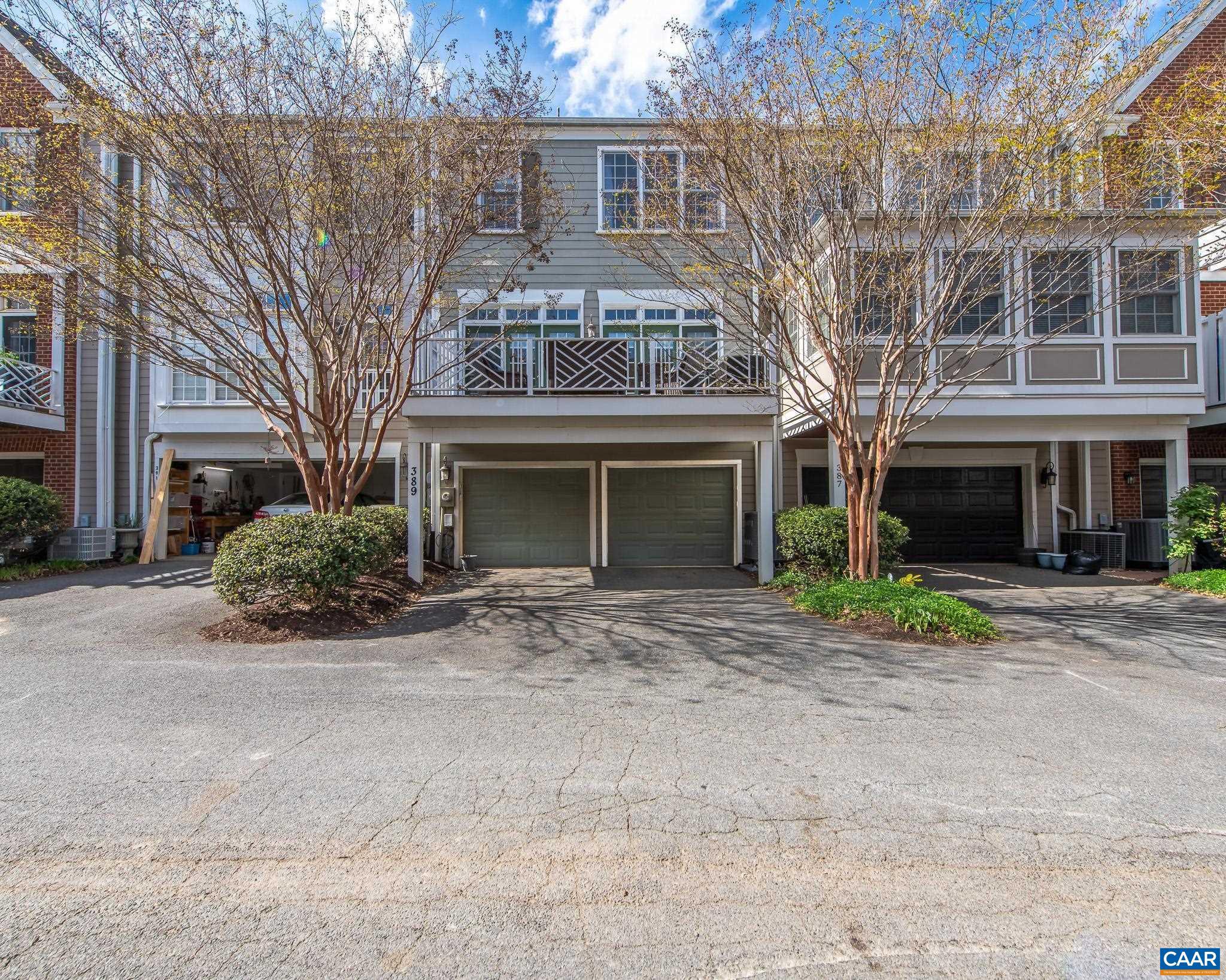 389 CLAREMONT LN