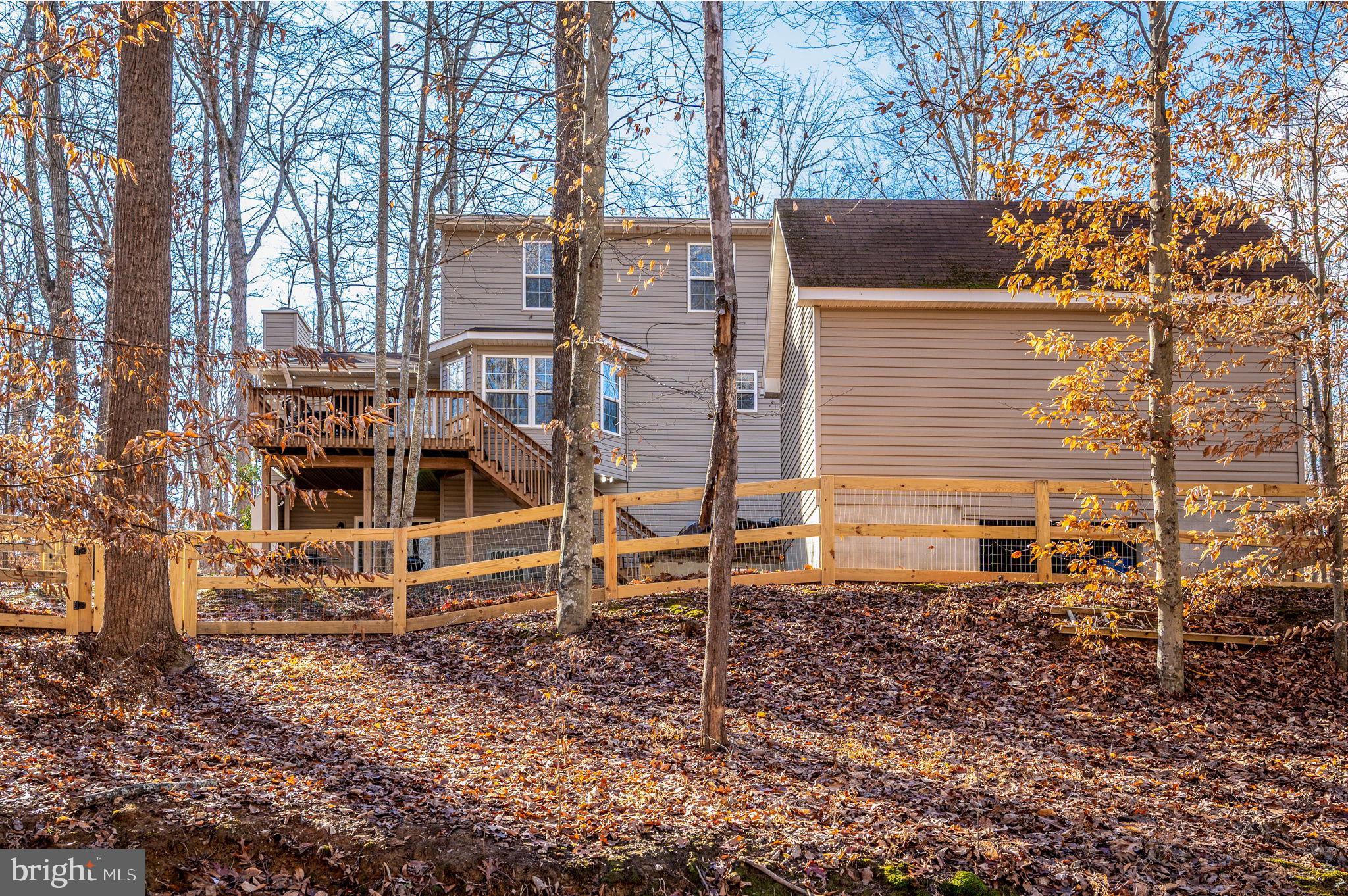 11 HORSEBACK LANE