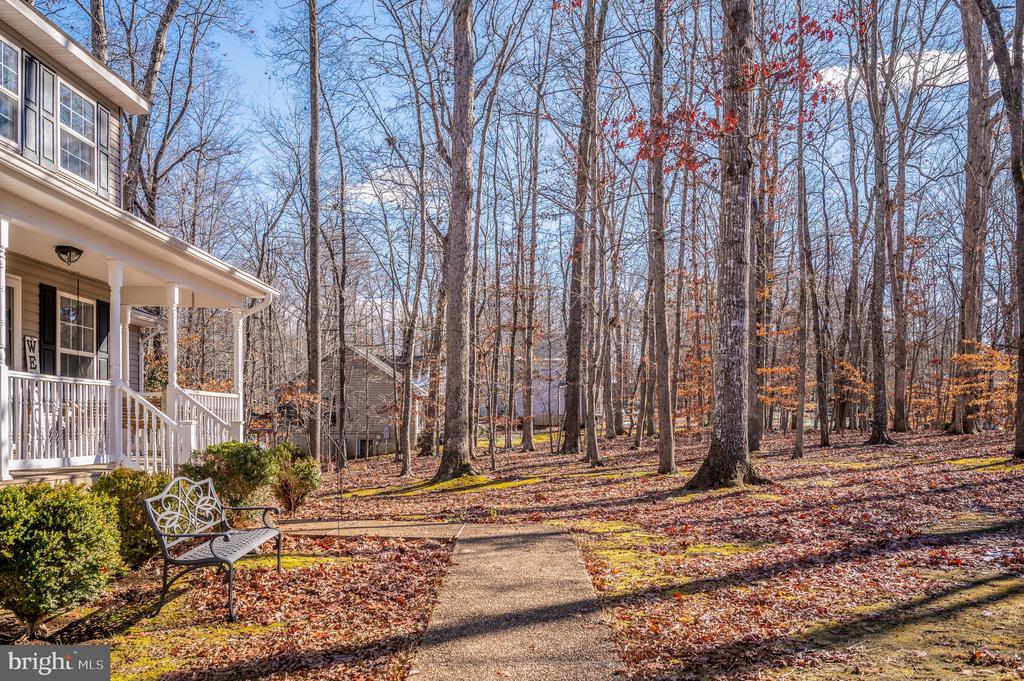 11 HORSEBACK LANE