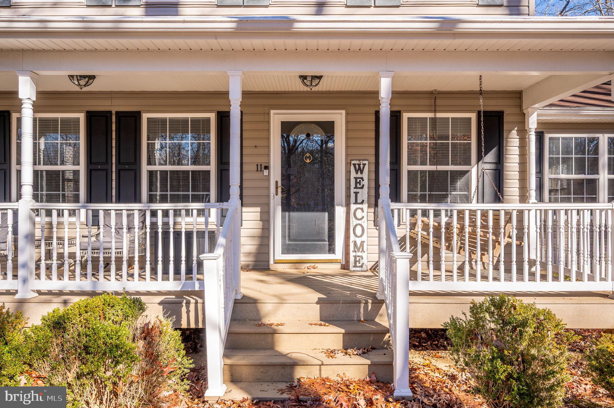 11 HORSEBACK LANE