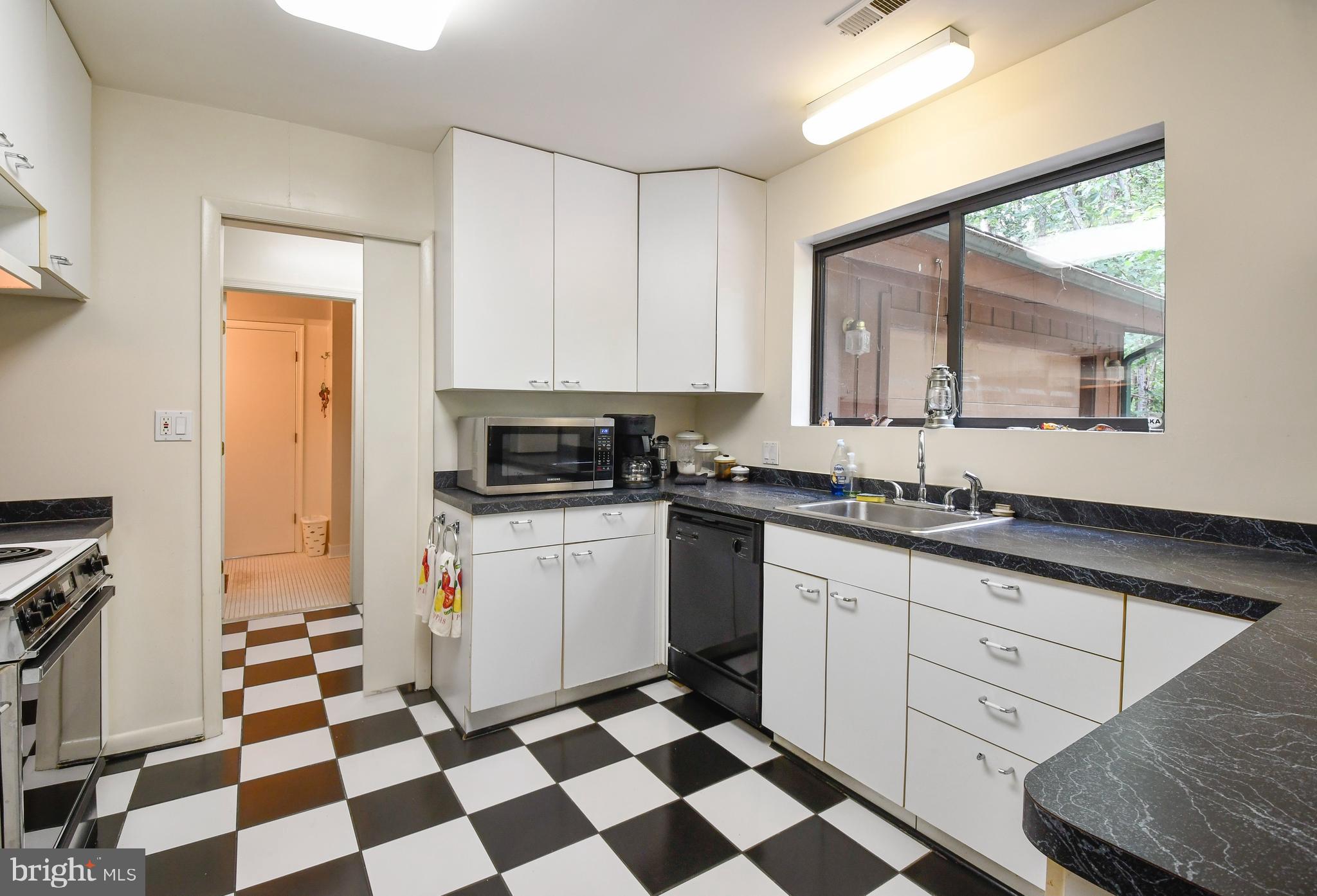 173 WINDWOOD COVES BOULEVARD