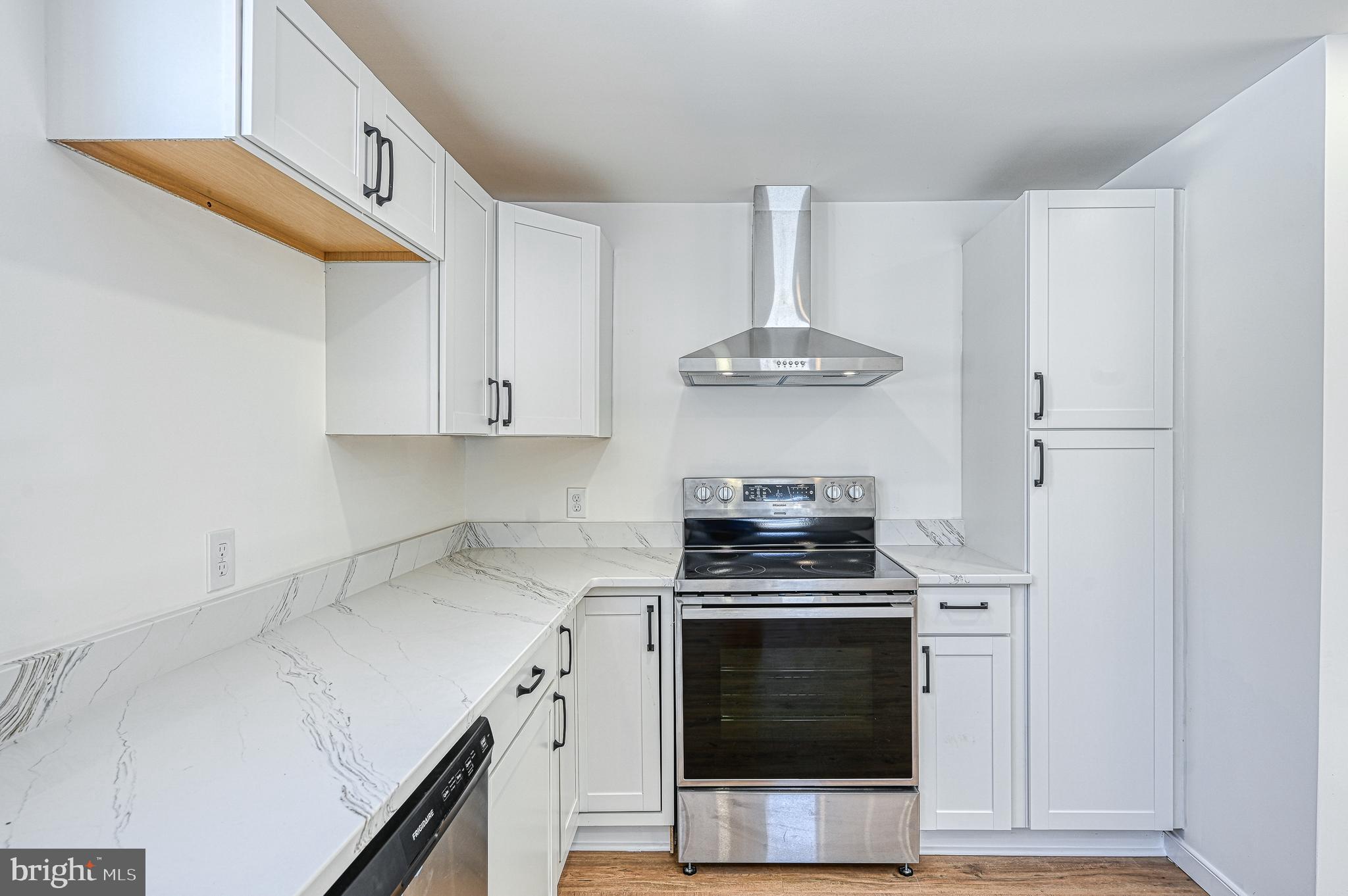 112 ZACHARY TAYLOR HIGHWAY