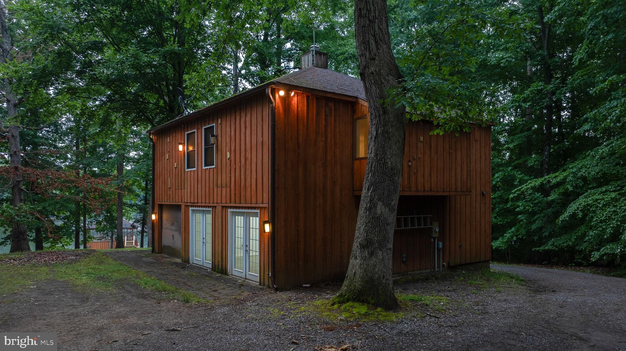 1334 MOODY TOWN ROAD