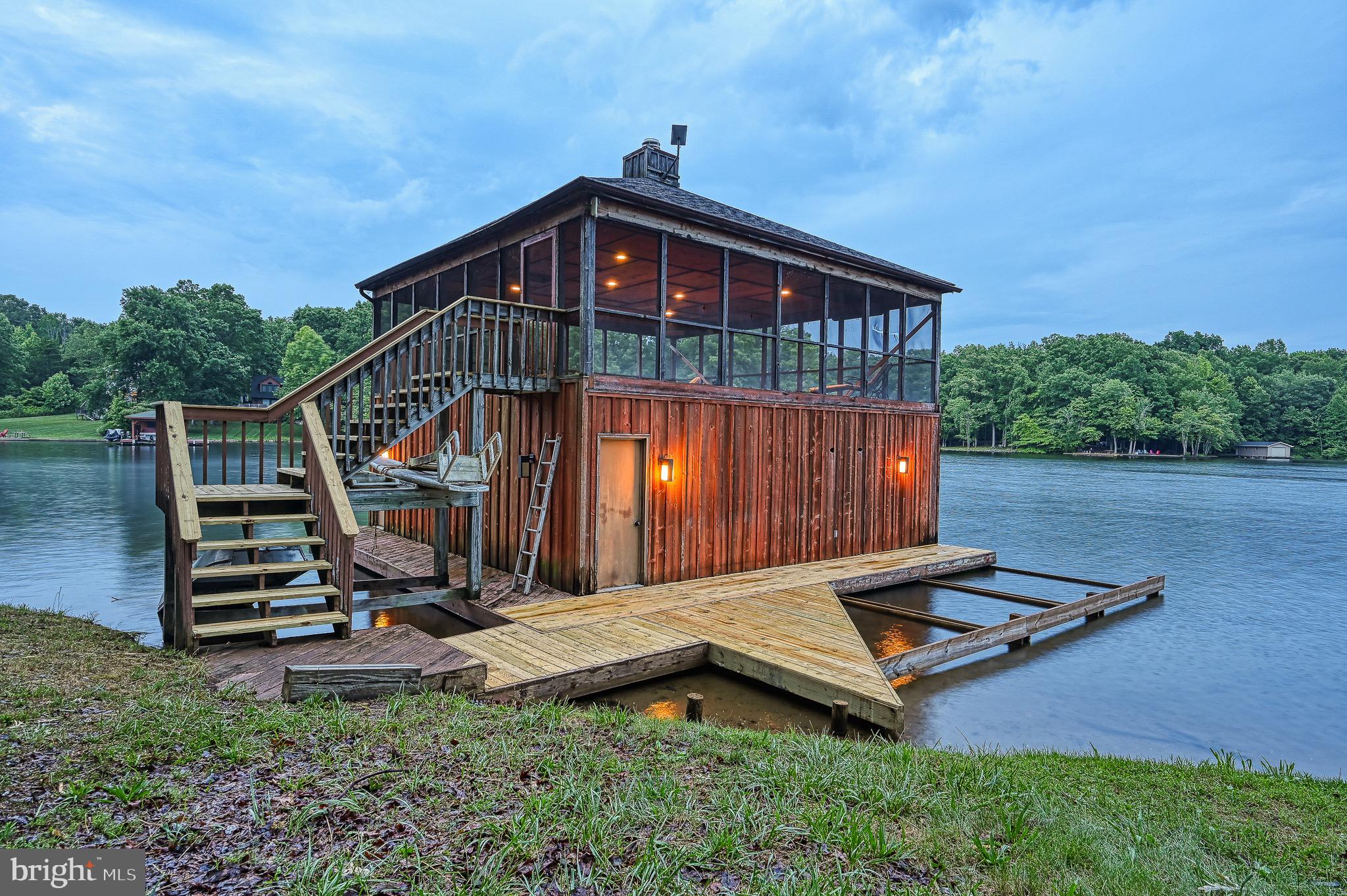 1334 MOODY TOWN ROAD