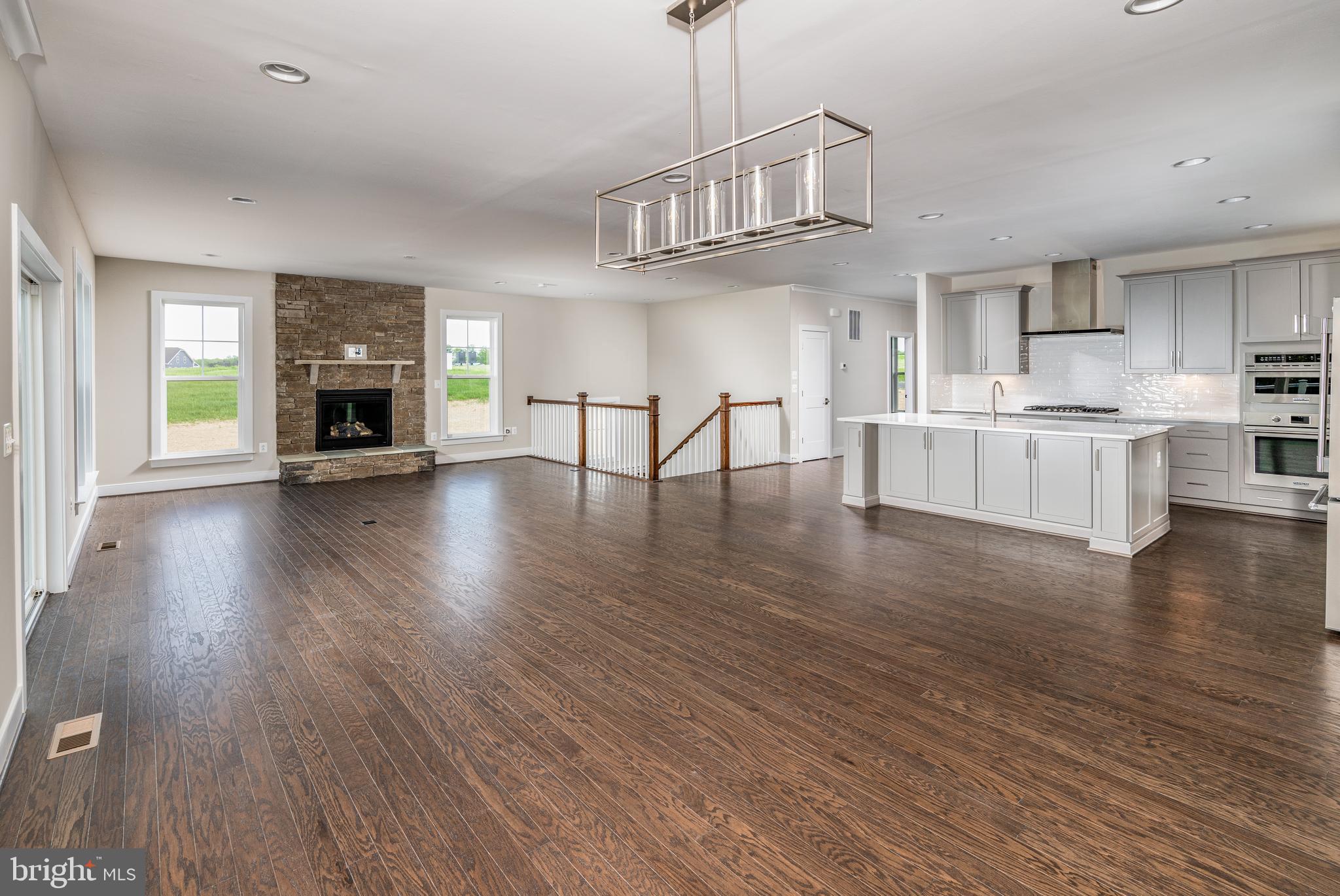 165 ROCK ISLAND RIDGE