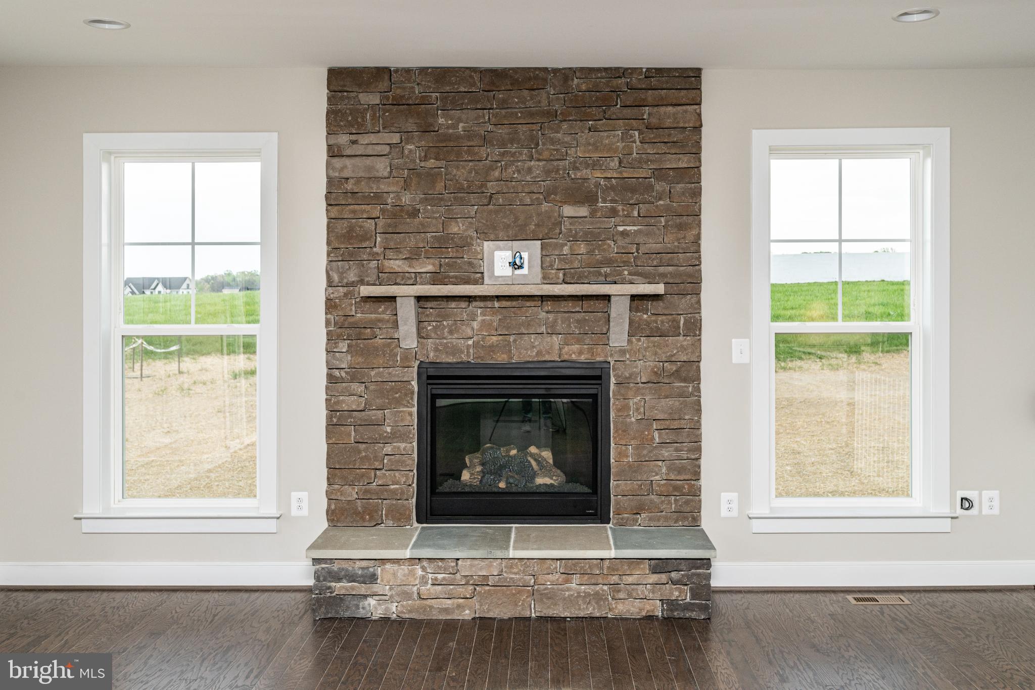 165 ROCK ISLAND RIDGE