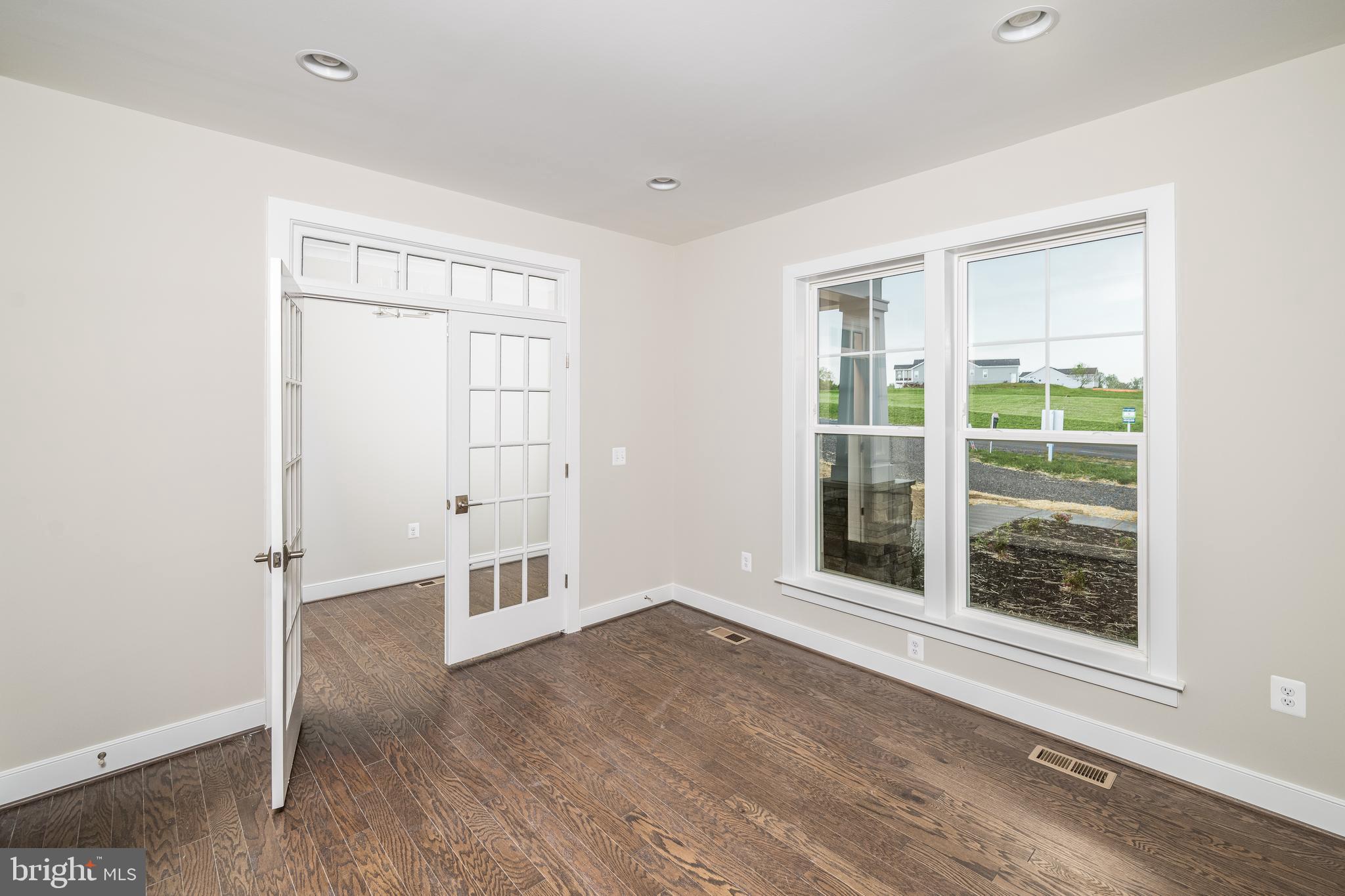 165 ROCK ISLAND RIDGE