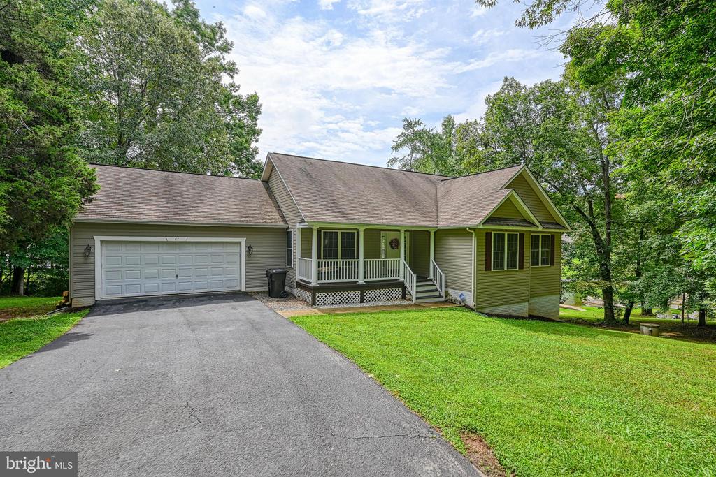 82 HEATHER DRIVE
