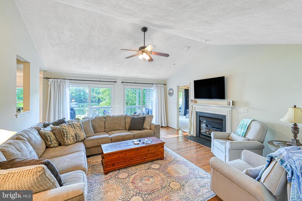82 HEATHER DRIVE