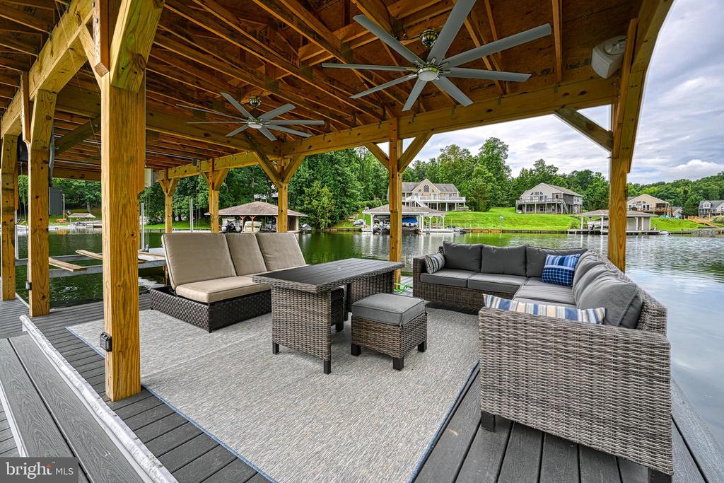 82 HEATHER DRIVE