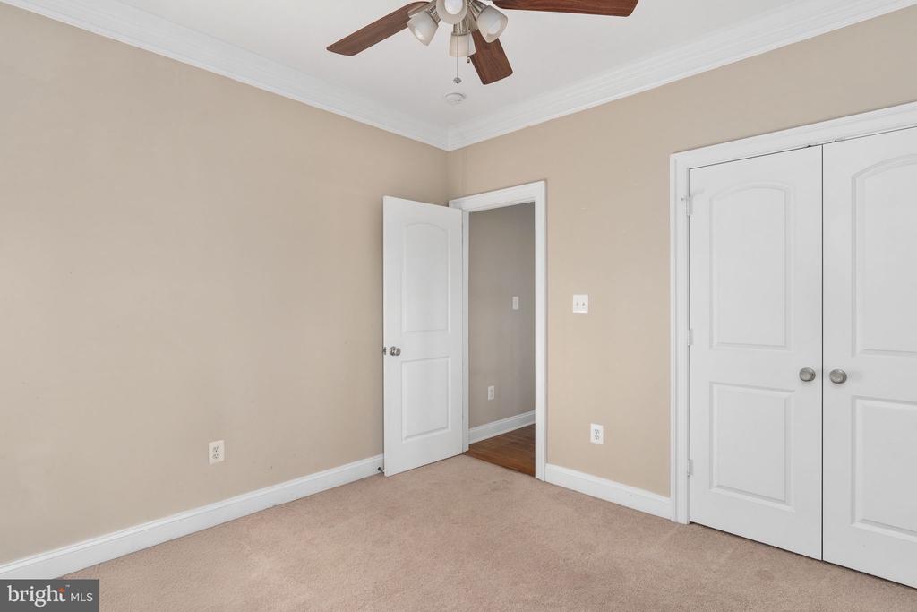139 OAK HAVEN DRIVE