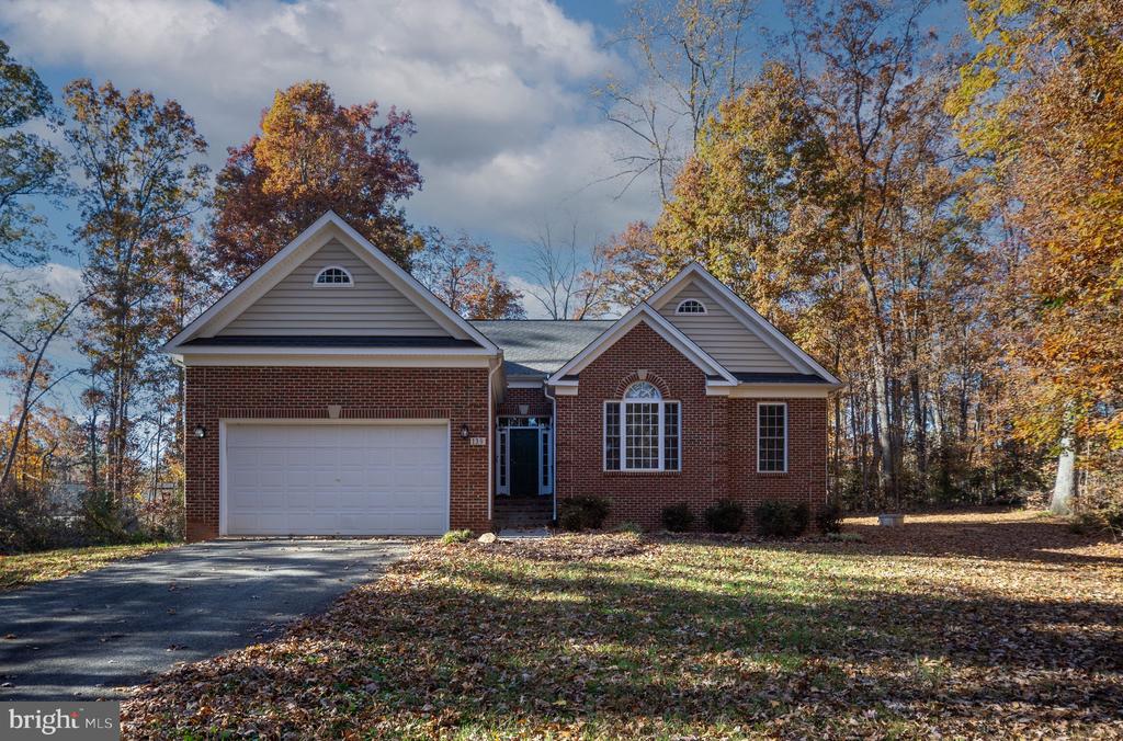 139 OAK HAVEN DRIVE