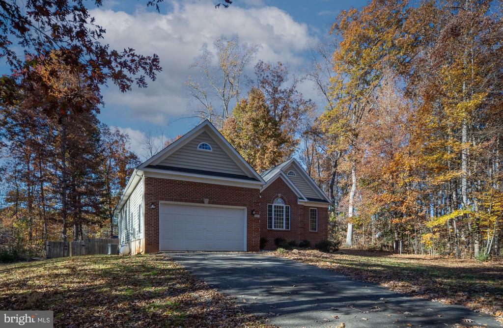 139 OAK HAVEN DRIVE