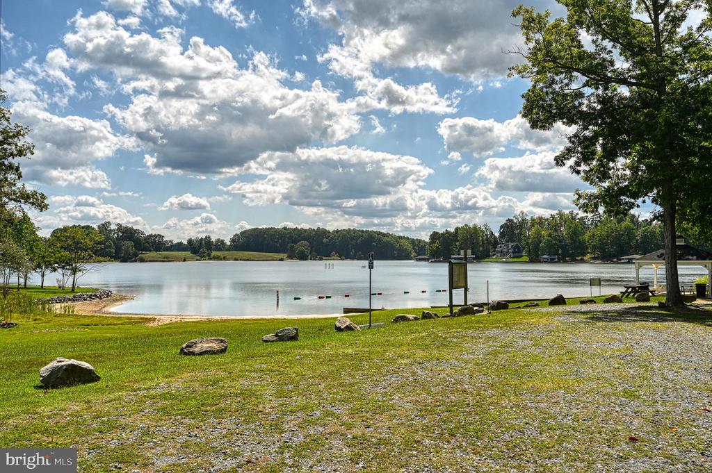 139 OAK HAVEN DRIVE