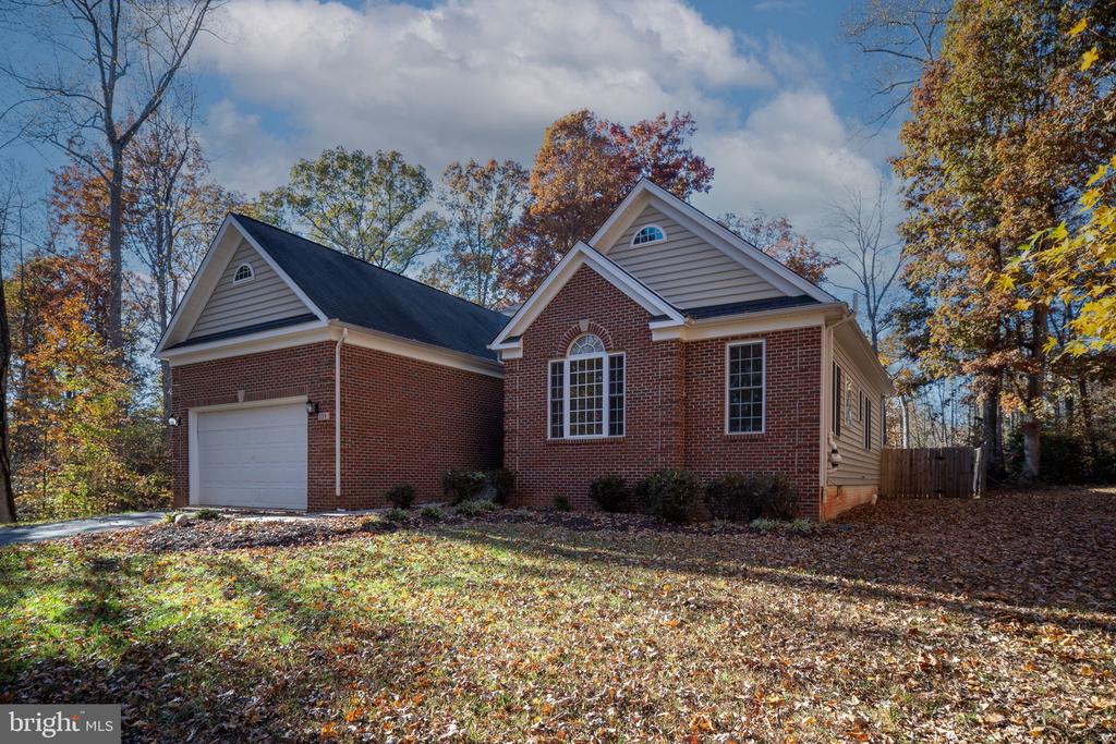 139 OAK HAVEN DRIVE