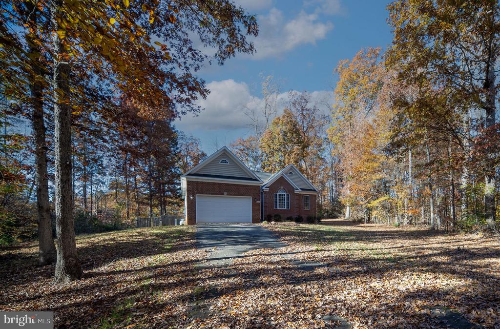 139 OAK HAVEN DRIVE