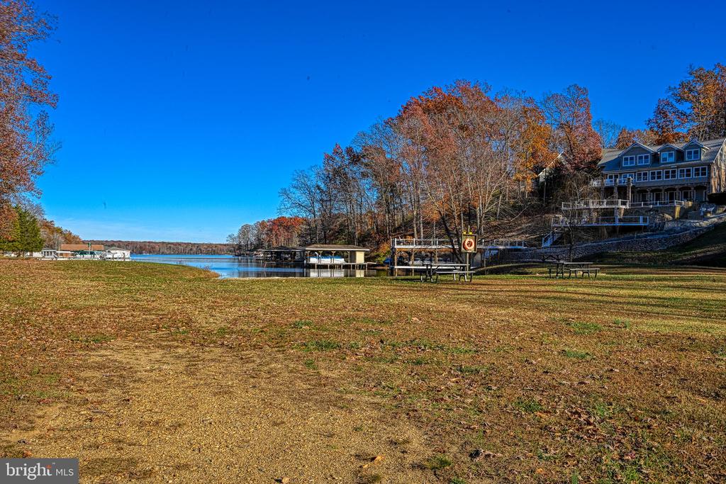 Lot 41 DEERFIELD PLACE