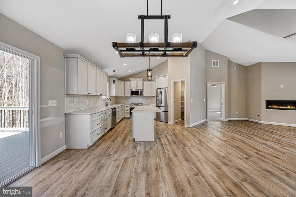 559 OVERTON ROAD
