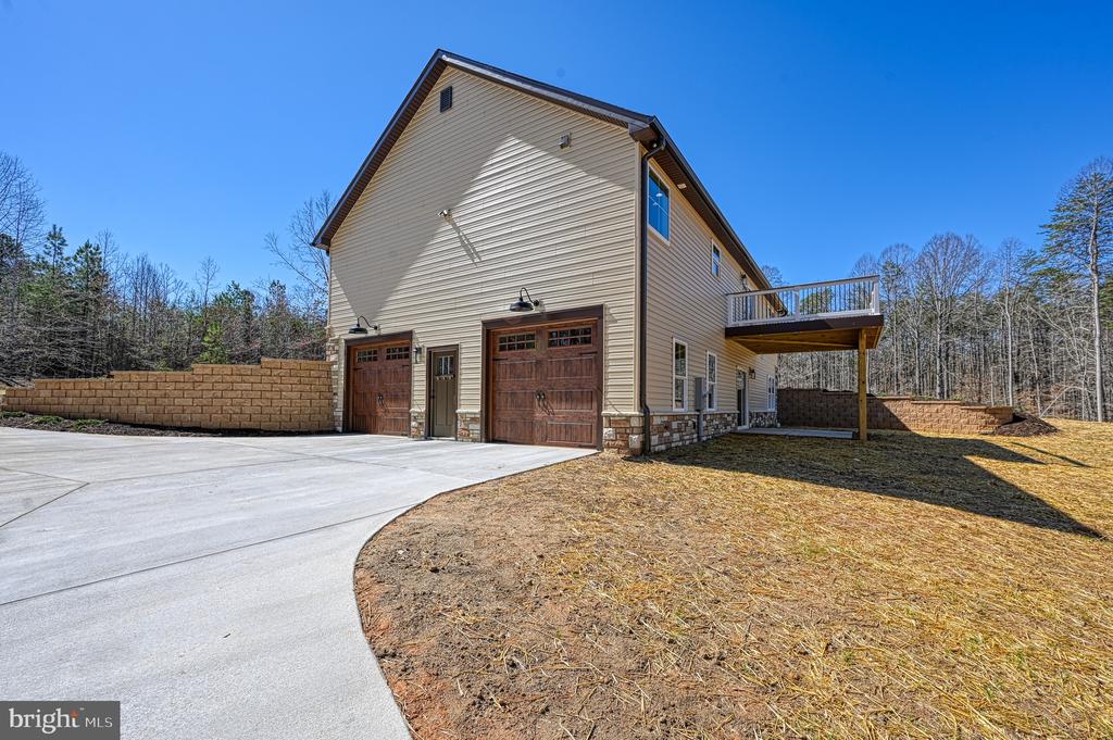 2143 PEACH GROVE RD.
