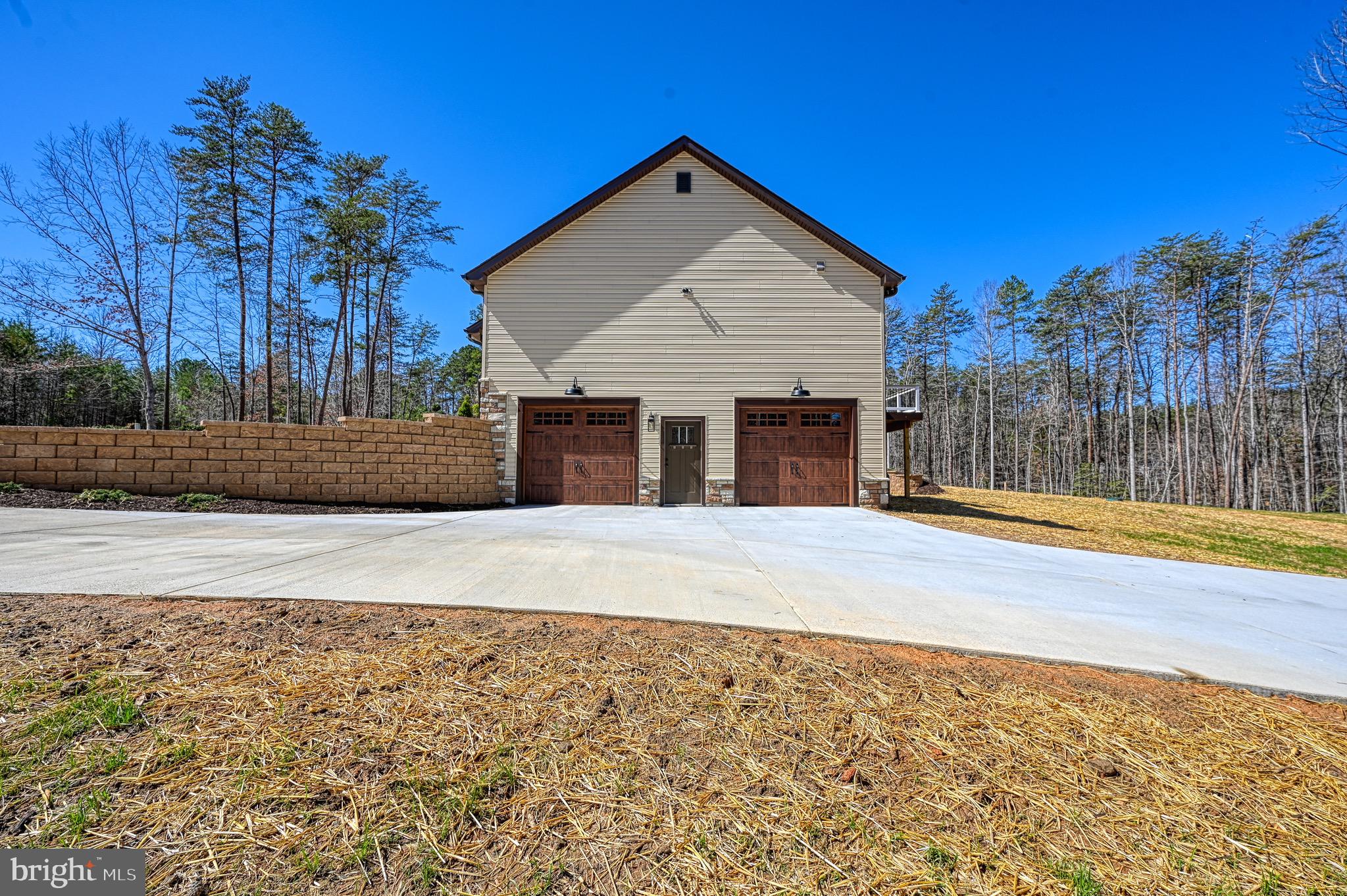 2143 PEACH GROVE RD.