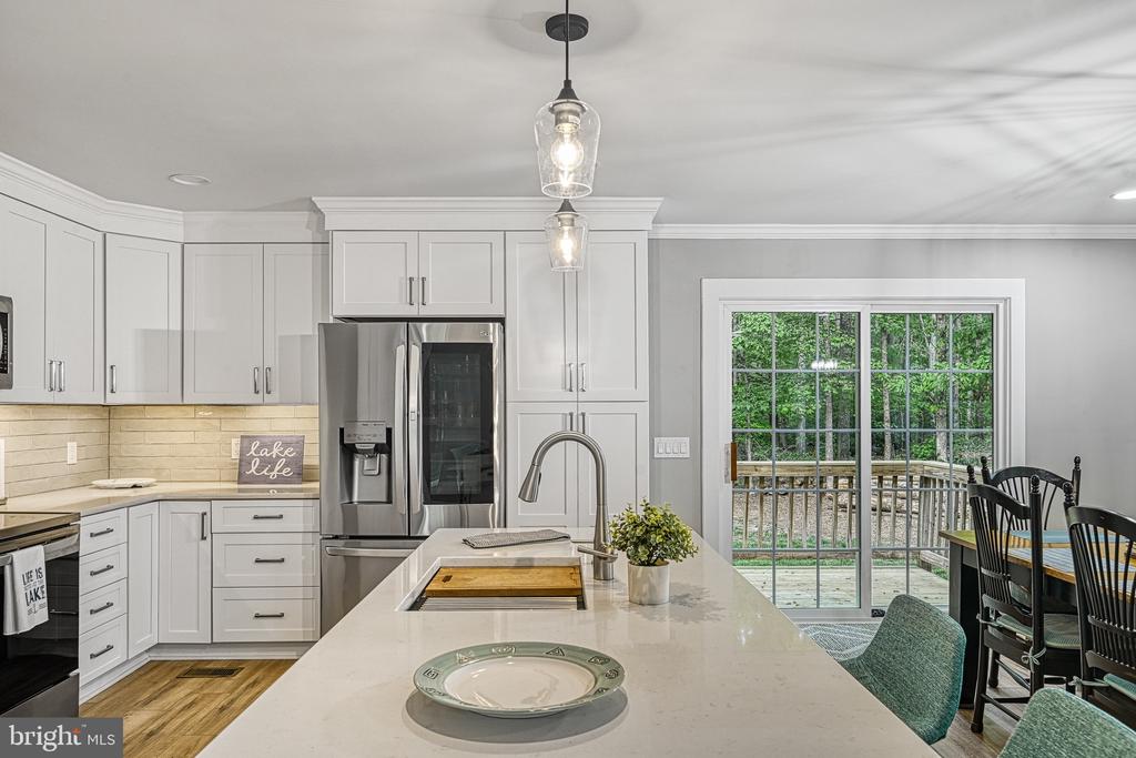 343 ASPEN HILL ROAD