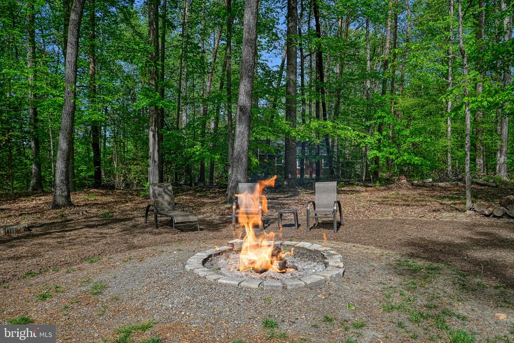 343 ASPEN HILL ROAD