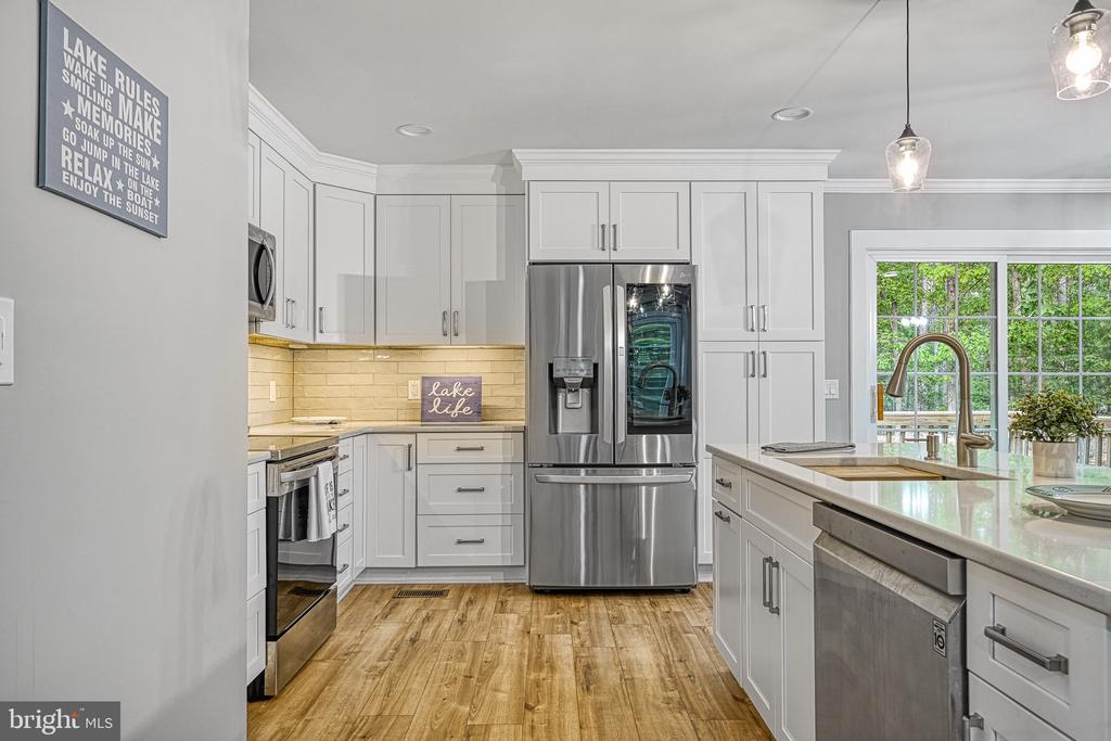 343 ASPEN HILL ROAD