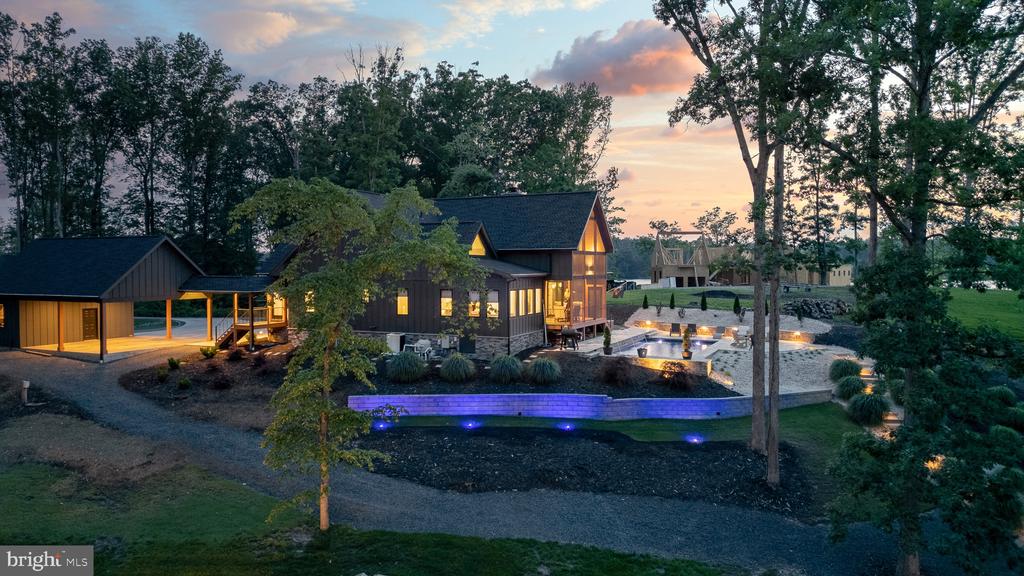 2 WOLFTRAP CT
