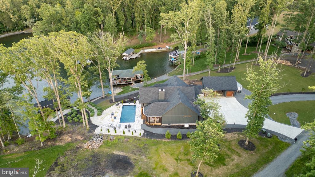 2 WOLFTRAP CT