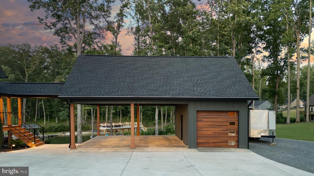 2 WOLFTRAP CT