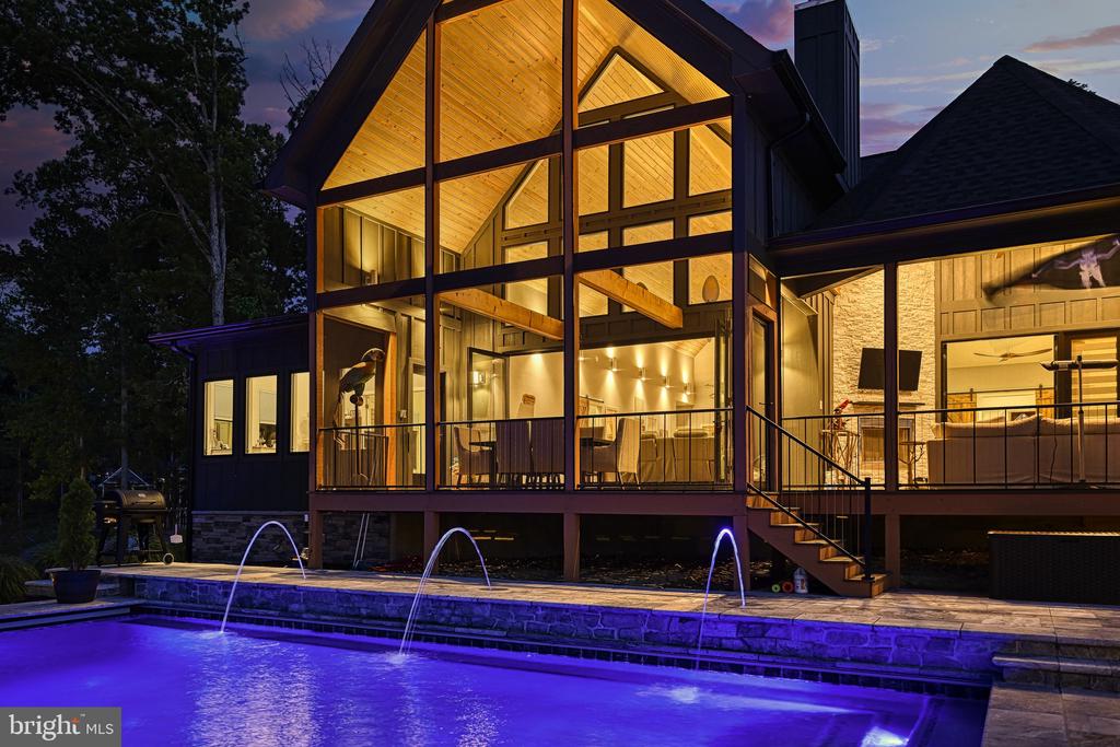 2 WOLFTRAP CT