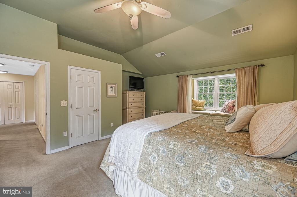 5 HUNT HAVEN