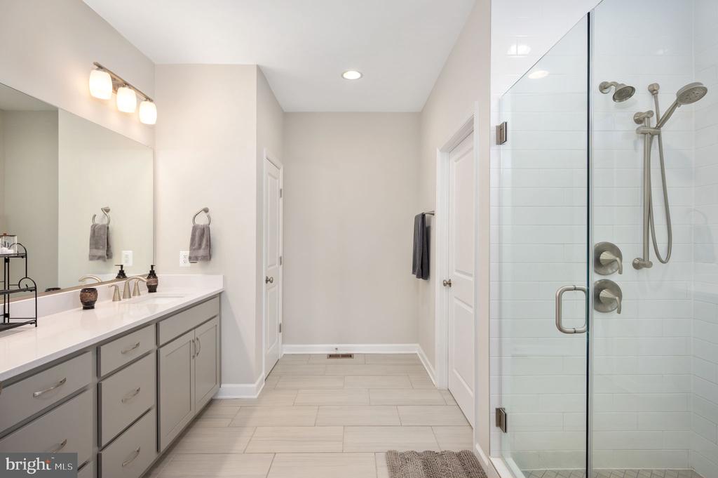257 ROCK ISLAND RDG