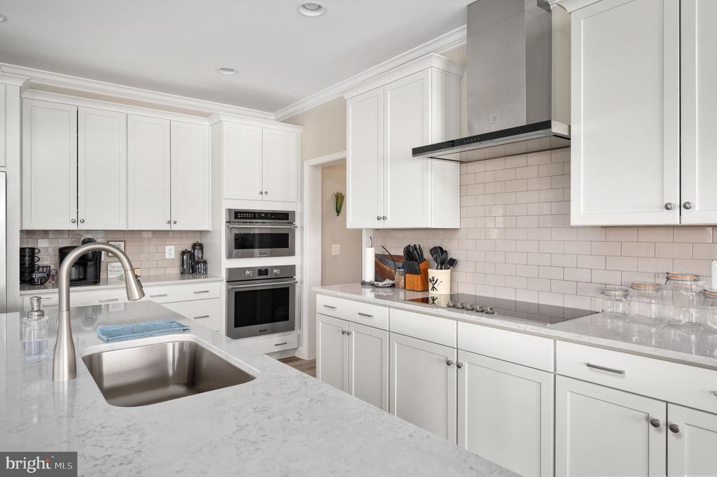 257 ROCK ISLAND RDG