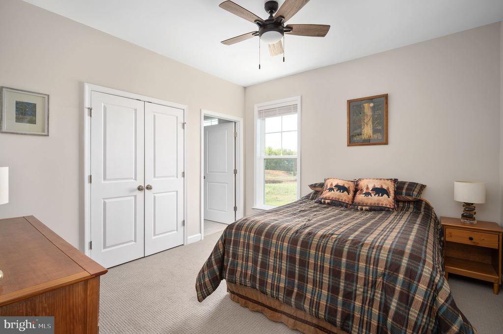 257 ROCK ISLAND RDG