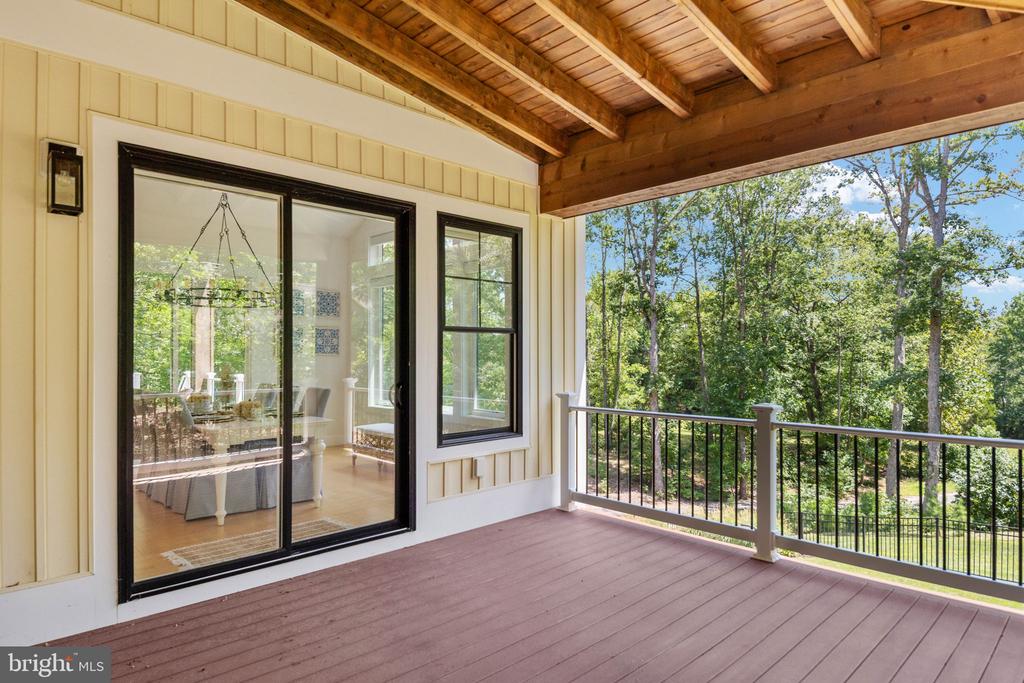 38 WALNUT HILL DRIVE