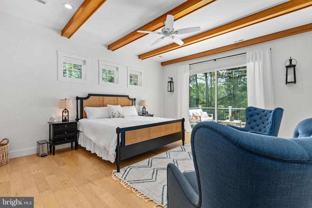 38 WALNUT HILL DRIVE