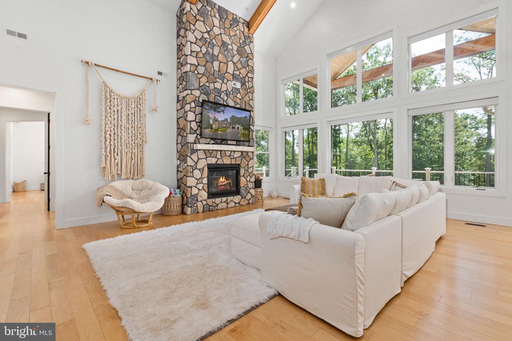 38 WALNUT HILL DRIVE