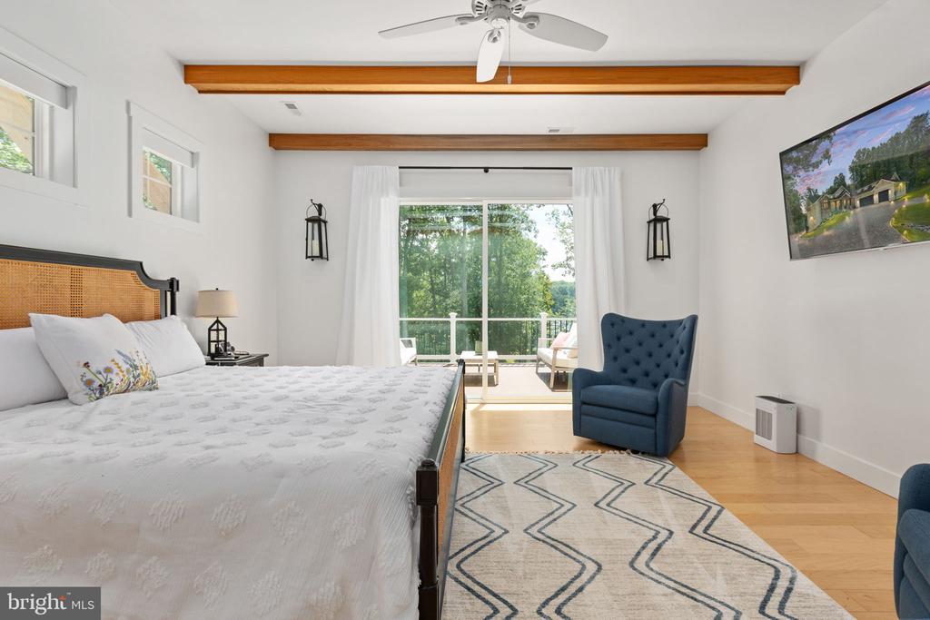 38 WALNUT HILL DRIVE
