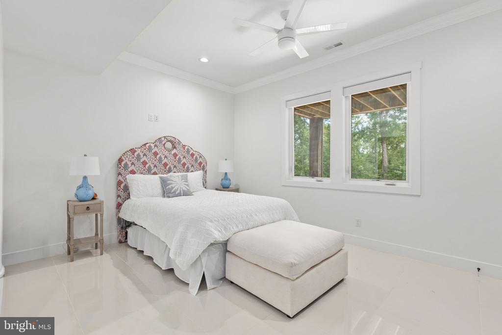 38 WALNUT HILL DRIVE